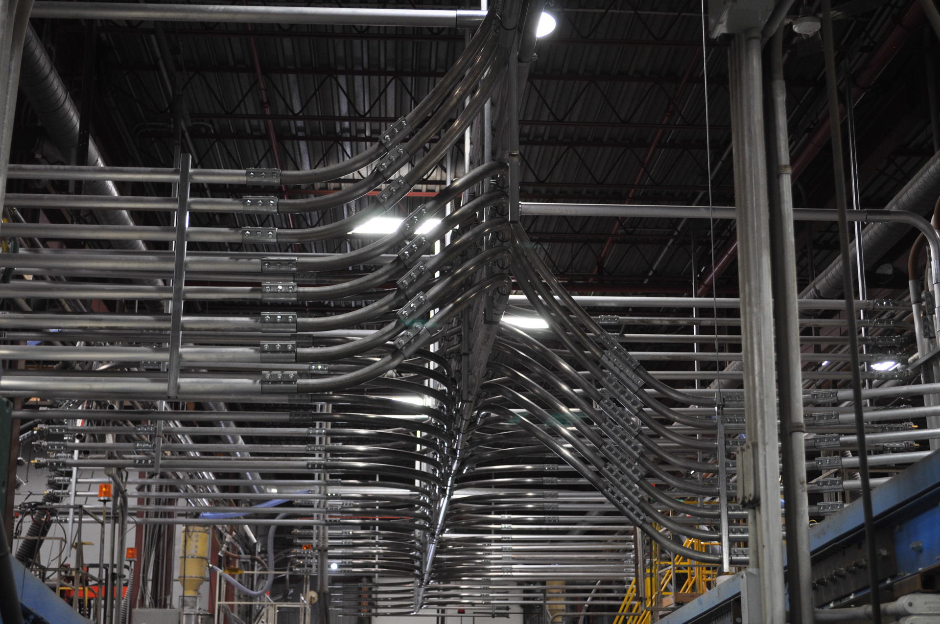 HOSES AND COUPLINGS 